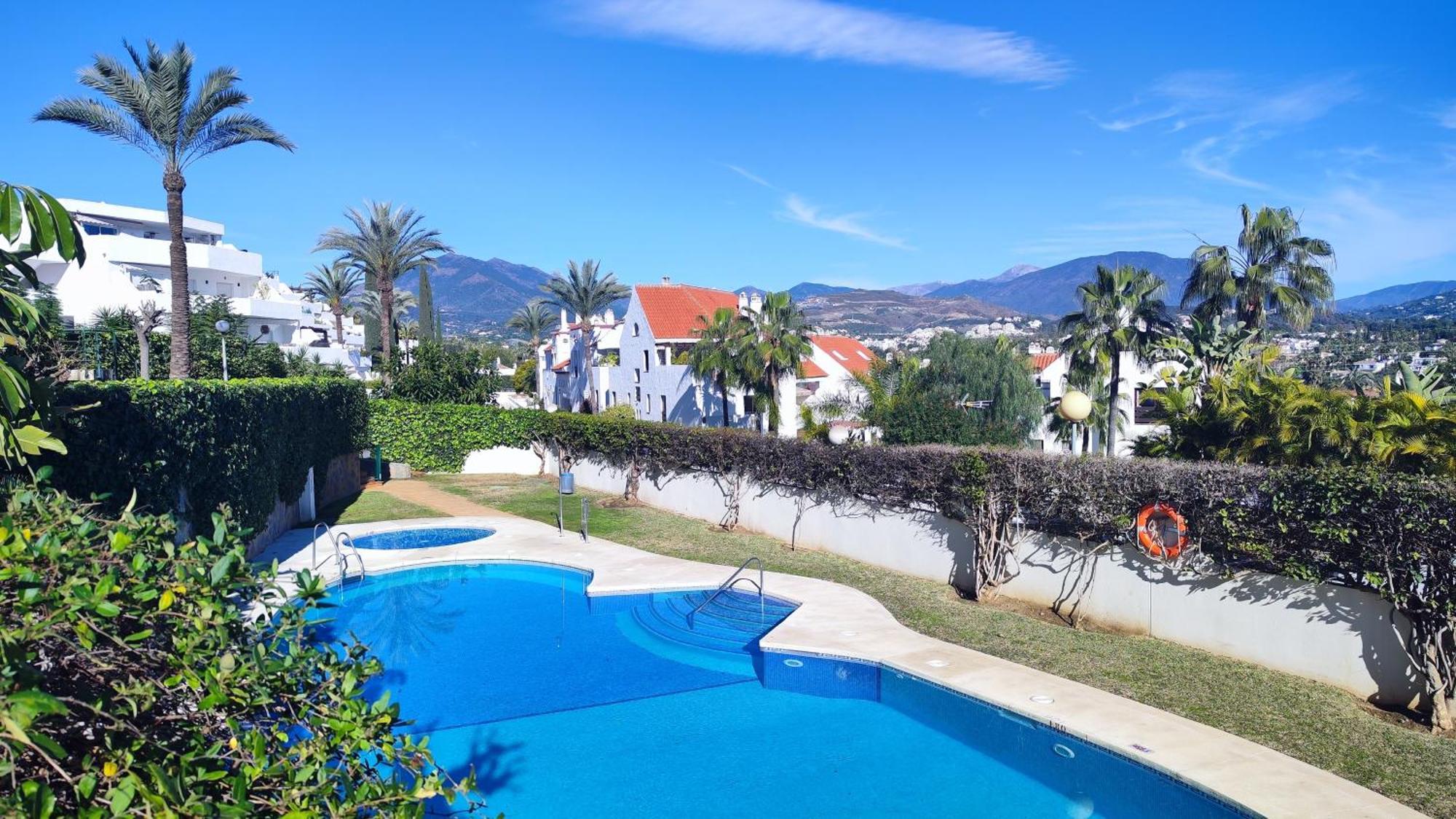 Stunning Views Senorio De Aloha Marbella